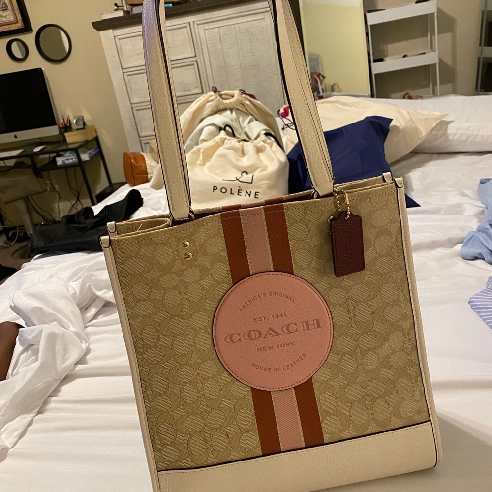 Coach signature khaki tote